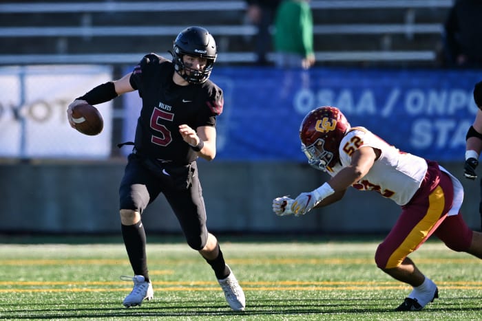 a Central Catholic Tualatin 6A Oregon football final November 22 2023 Leon Neuschwander 3